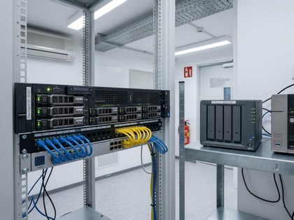 Server&NAS